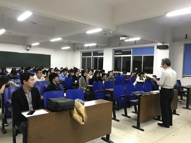 1605518930705077361.jpg 动.jpg