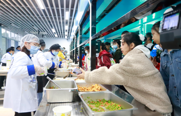 1635073268875049188.png 食堂就餐.png