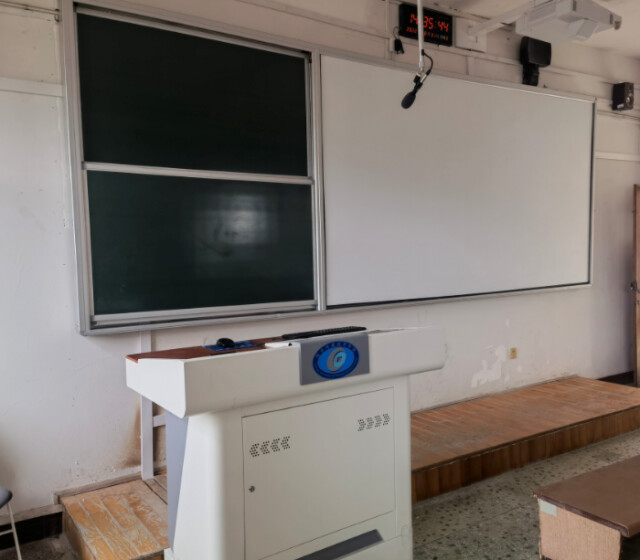 以学生为中心,竭力改善教学条件——Beat365中文官方网站多媒体教室完成整体更新迭代